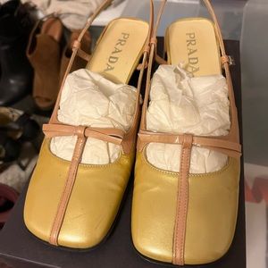 Vintage Prada sling back heels